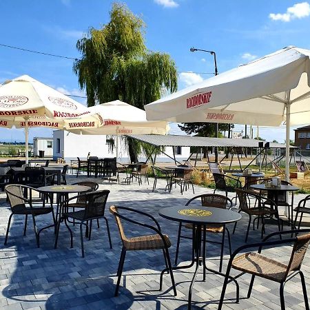 PRZYSTANEK ROSZKÓW -NOCLEGI i RESTAURACJA Exterior foto